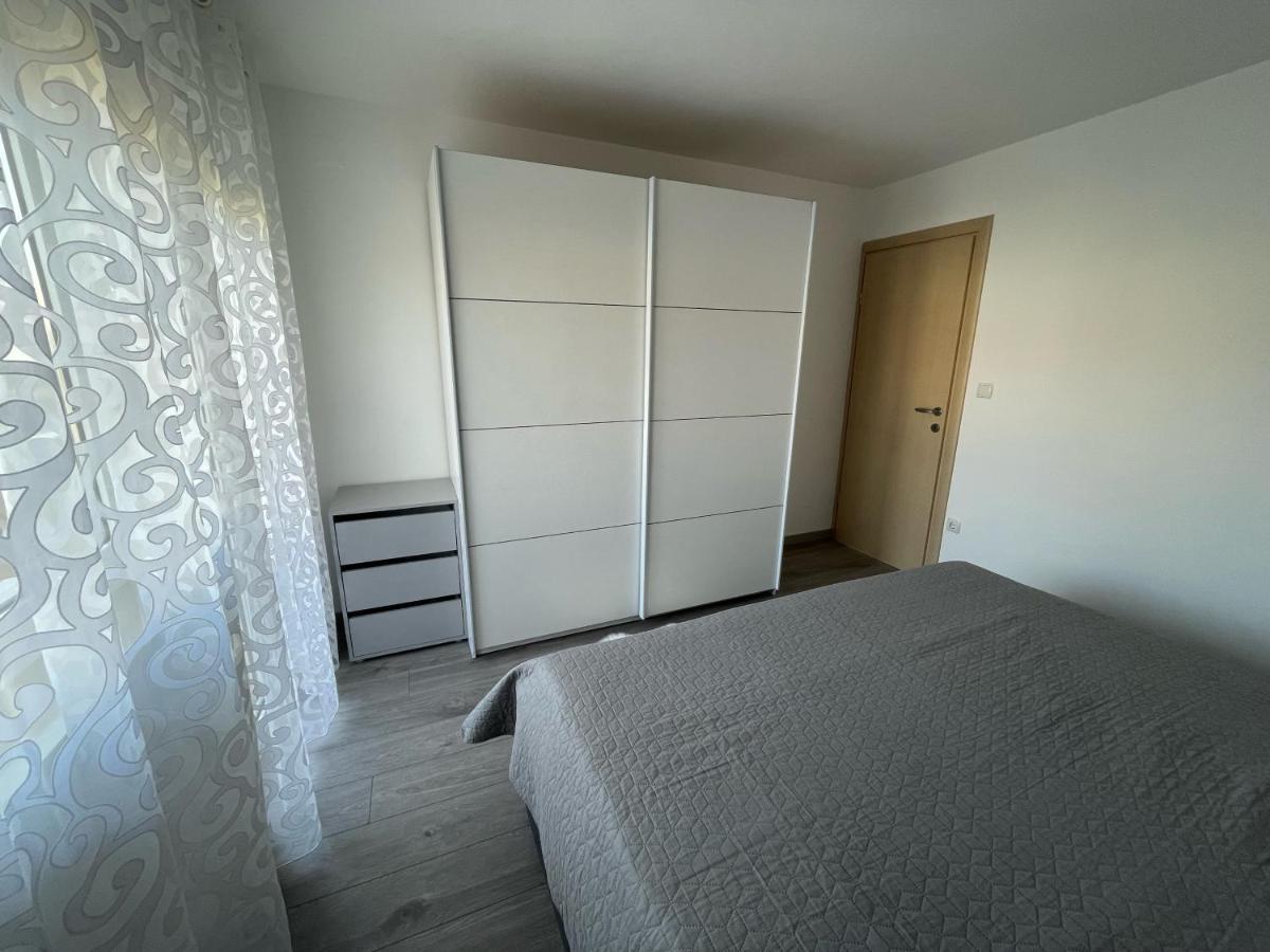 Apartments Elvira Krk Town Extérieur photo